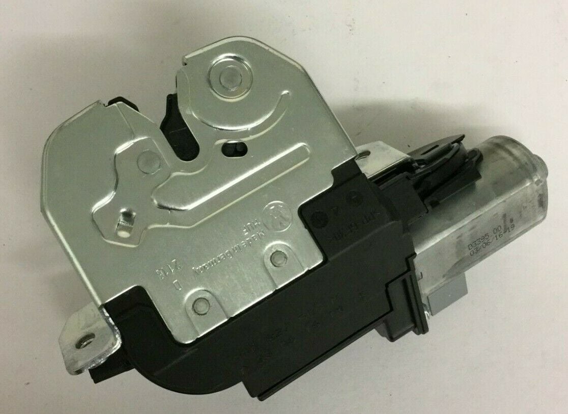 VW Touareg Bagaj Kapağı Kilidi 2011-2018 7P0827505M 7P0827505K
