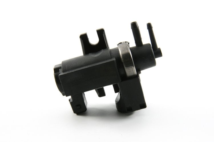 Golf 3 4 EGR Valfi 92-01 Bora Beetle 99-01 Caddy 96-03 1H0906627