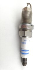 Buji 036905605  101905601B/C/F  101905603B 101905617A/B/C [Bosch]