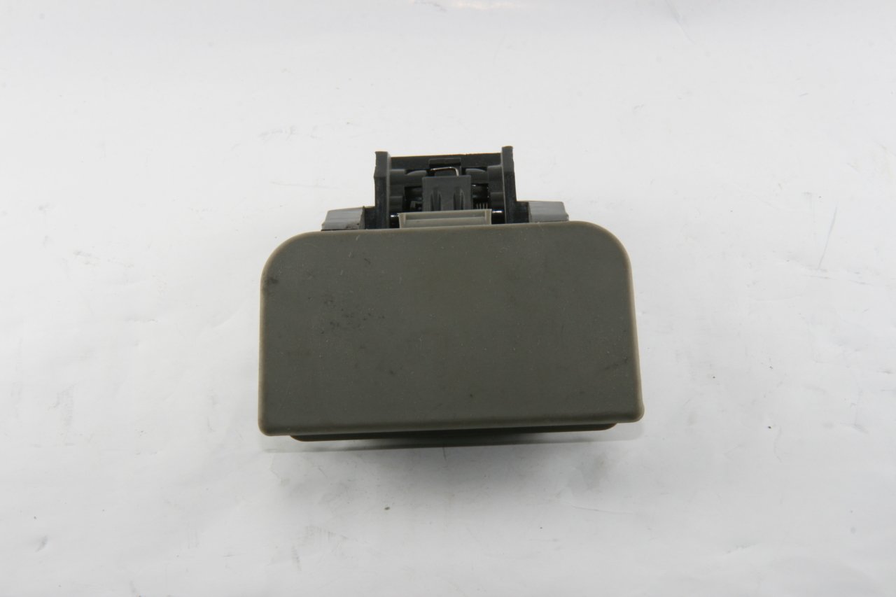 Volkswagen Polo 2002-2010 Torpido Mandalı Gri 6Q0857131D 3SG 7DE