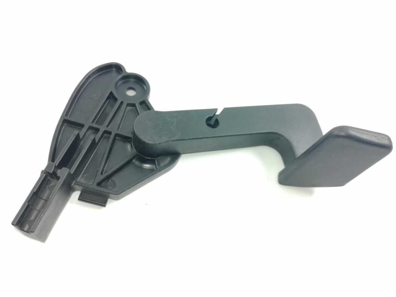 Audi A4 Kaput Açma Mandalı Seat Exeo 8E1823533B 01C