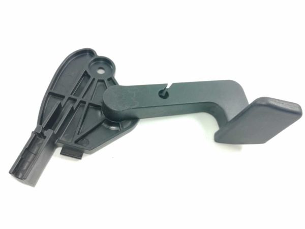 Audi A4 Kaput Açma Mandalı Seat Exeo 8E1823533B 01C