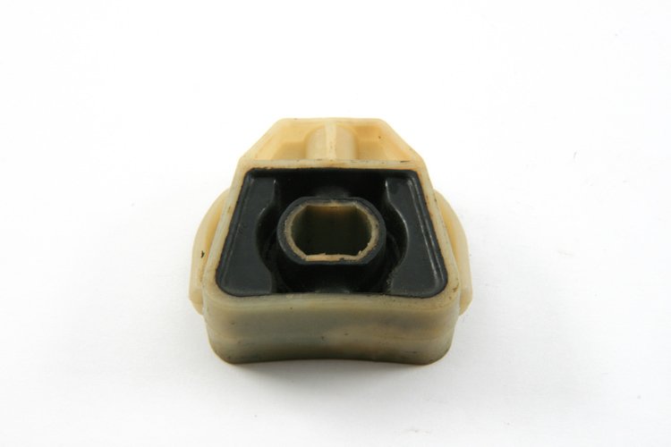 Radyatör Bağlantı Takozu Alt 1J0806157F 1J0806157 1J0806157ABCE